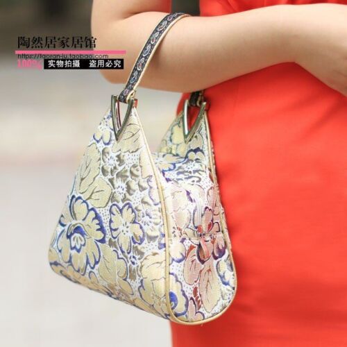 Flowers Embroidery Small Handbag Shopper Purse Triangle Bag Clutch 20*16*6 CM