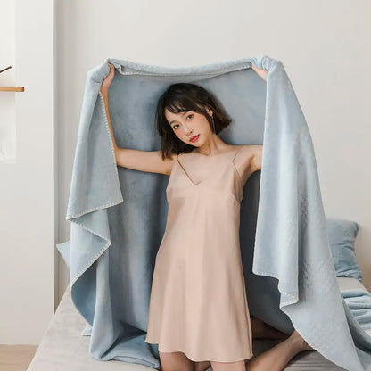 soft velvet blanket thin for summer Chinese bed cover on sales comfortable luxury made in China twin full queen king size new
