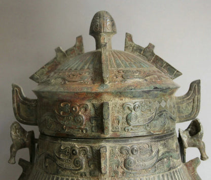 song voge gem S2169 20" Old Chinese Bronze Folk Beast Bird food vessel portable Pot jug jar kettle