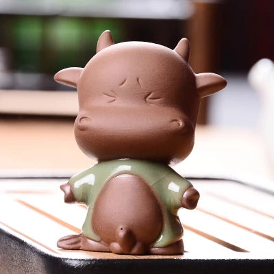 squirt pee tea pet yixing zisha purple clay happy ox home table decoration small size tea play creative ornament from China new