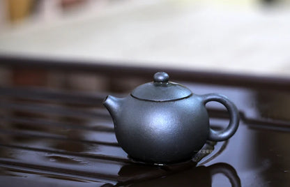 teapot pure handmade small Xishi teapot bottom trough clear kiln change teapot household tea fighting small teapot 100C
