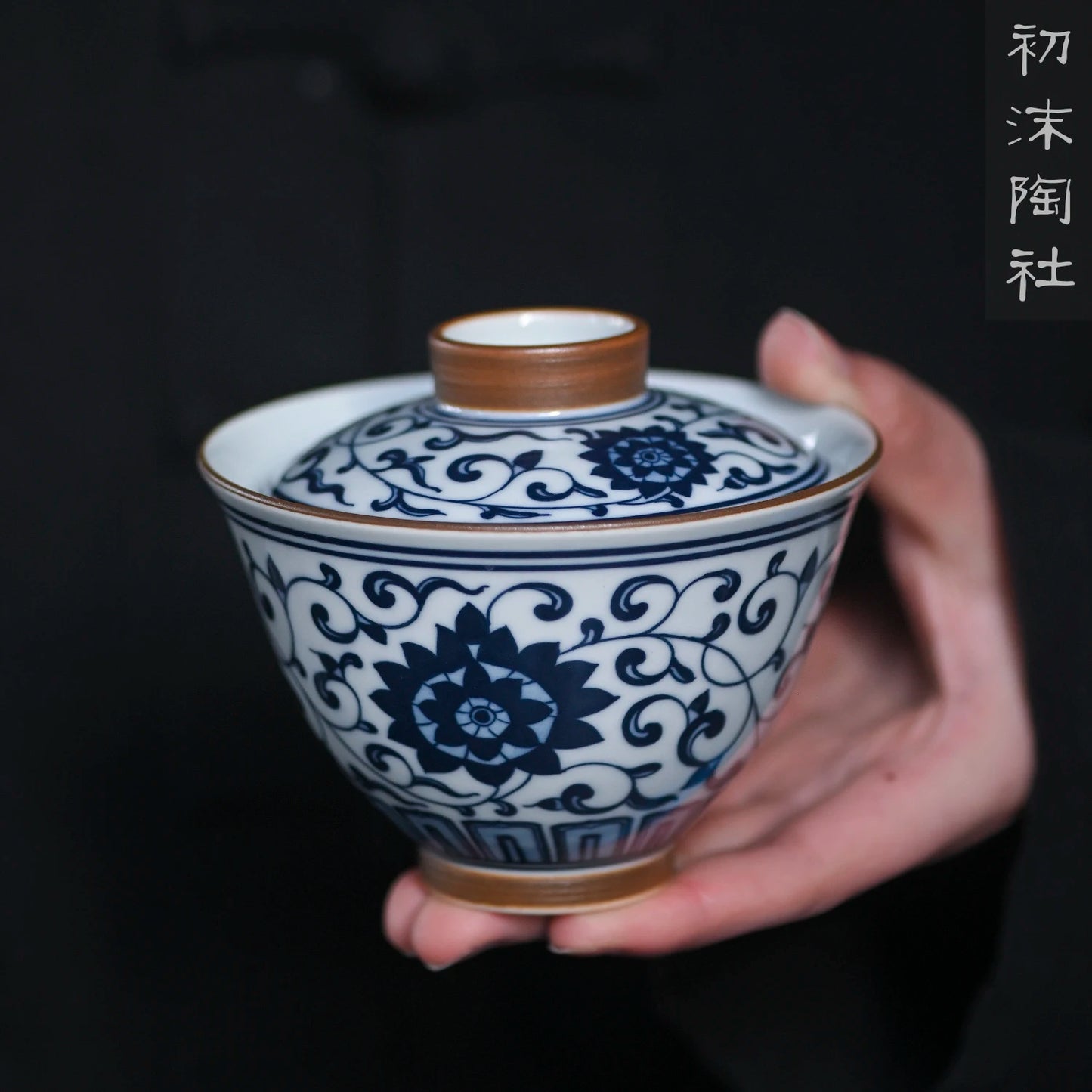 under the jingdezhen glaze porcelain hand-painted tureen handmade Chinese style tea bowl of ancient ceramic tea set