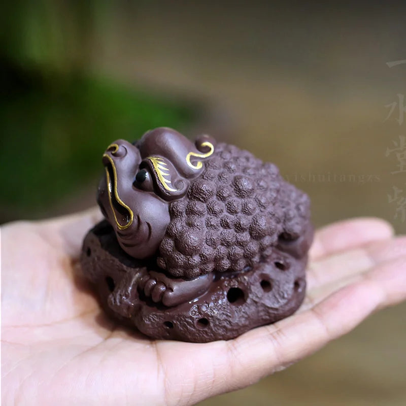 undressed ore purple sand tea pet play old paint three purple clay sculpture furnishing articles tea fine toad fortune