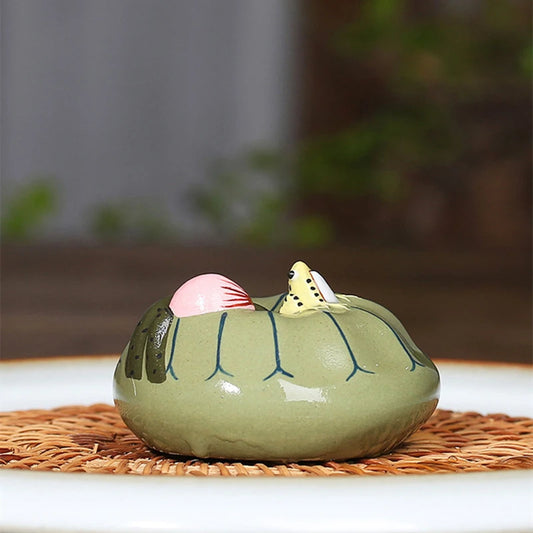 water spray tea pet yixing zisha purple clay frog statue on lotus leaf holder for lid of tea pot gaiwan ornament on sales