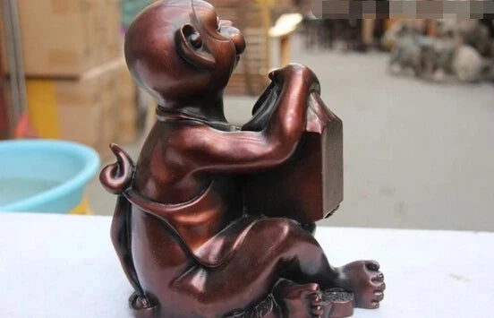 wholesale factory Chinese Red Copper Home Feng Shui Wealth Lucky Monkey Hold Blessing Seal Statue 25% off